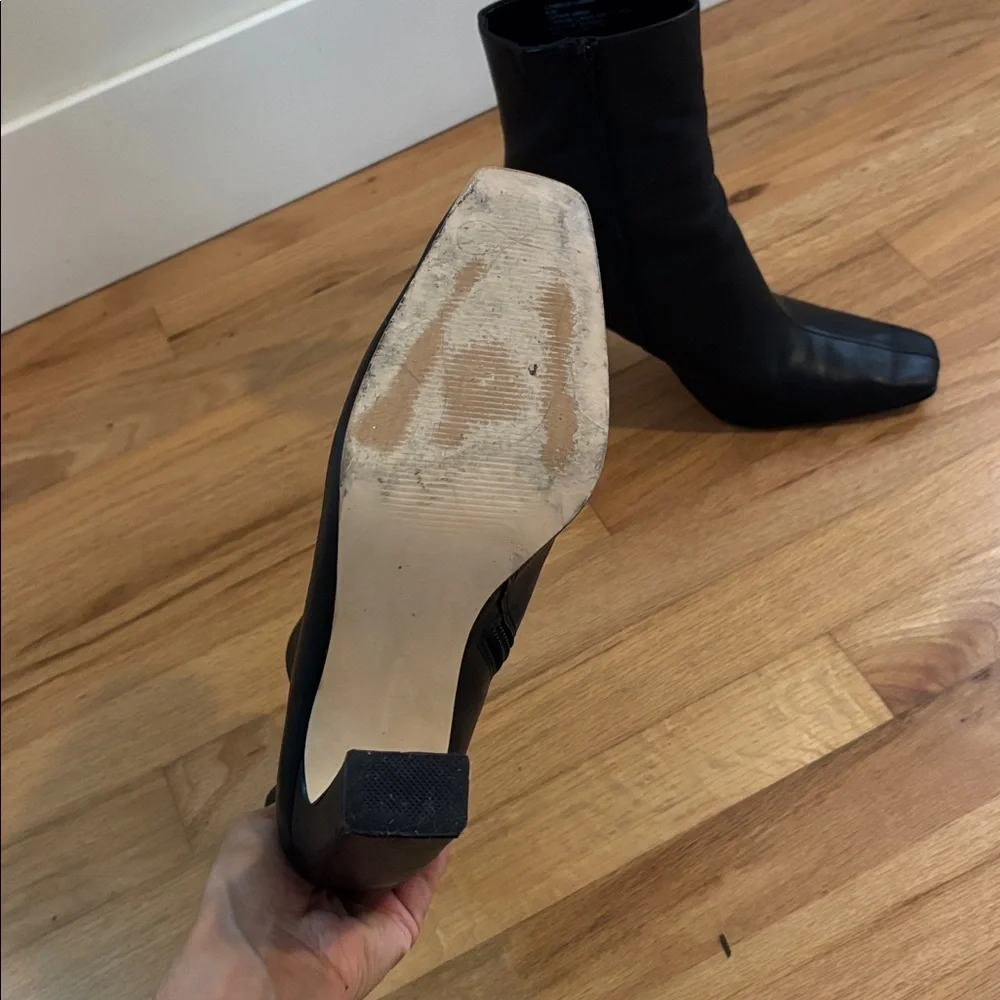 Steve Madden Black Ankle Boots - Picture 5 of 5
